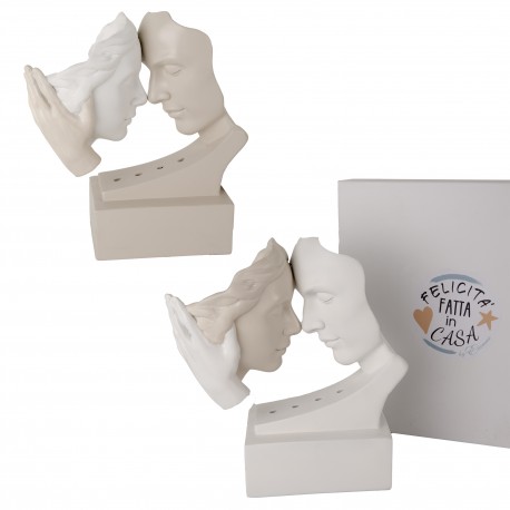 Bomboniera Matrimonio  Coppia Sposi Bacio Led 2 Assortiti 22xh.25 Cm Con Box