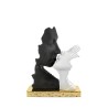 Bomboniera Bongelli Scultura Coppia Sposi Bacio Stilizzato Nero e Bianco Con Base Oro Con Box