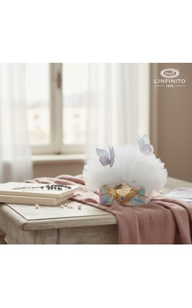 Bomboniera Matrimonio Compleanno Saponetta Quadrata Decoro Floreale Acquarel Rivestita con Dettagli Dorati e Tulle