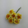 Mazzetto da 6 Rose Gialle con Puntoluce Accessorio Decorativo